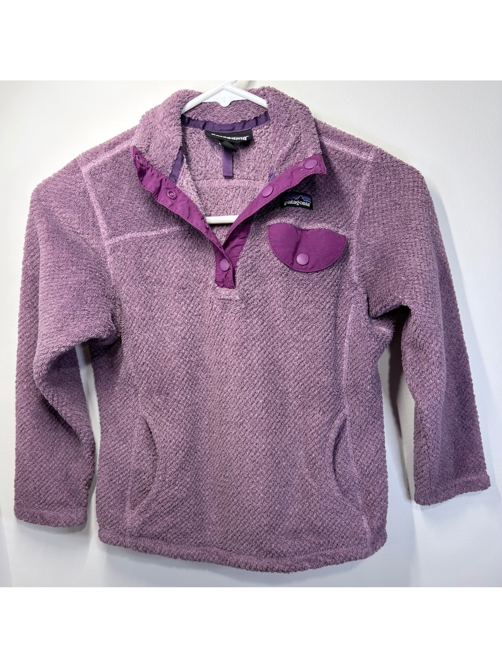 Purple Patagonia synchilla pullover kids size small (8)